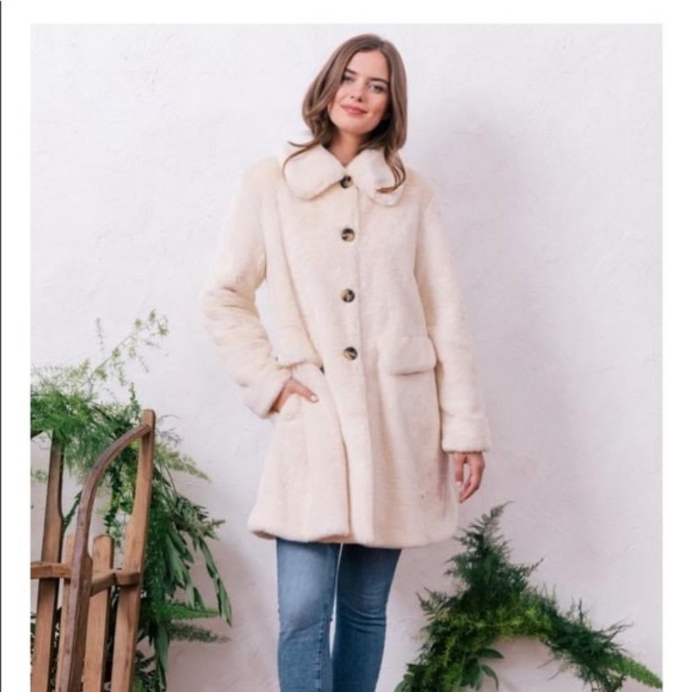Gal Meets Glam Paulina Coat